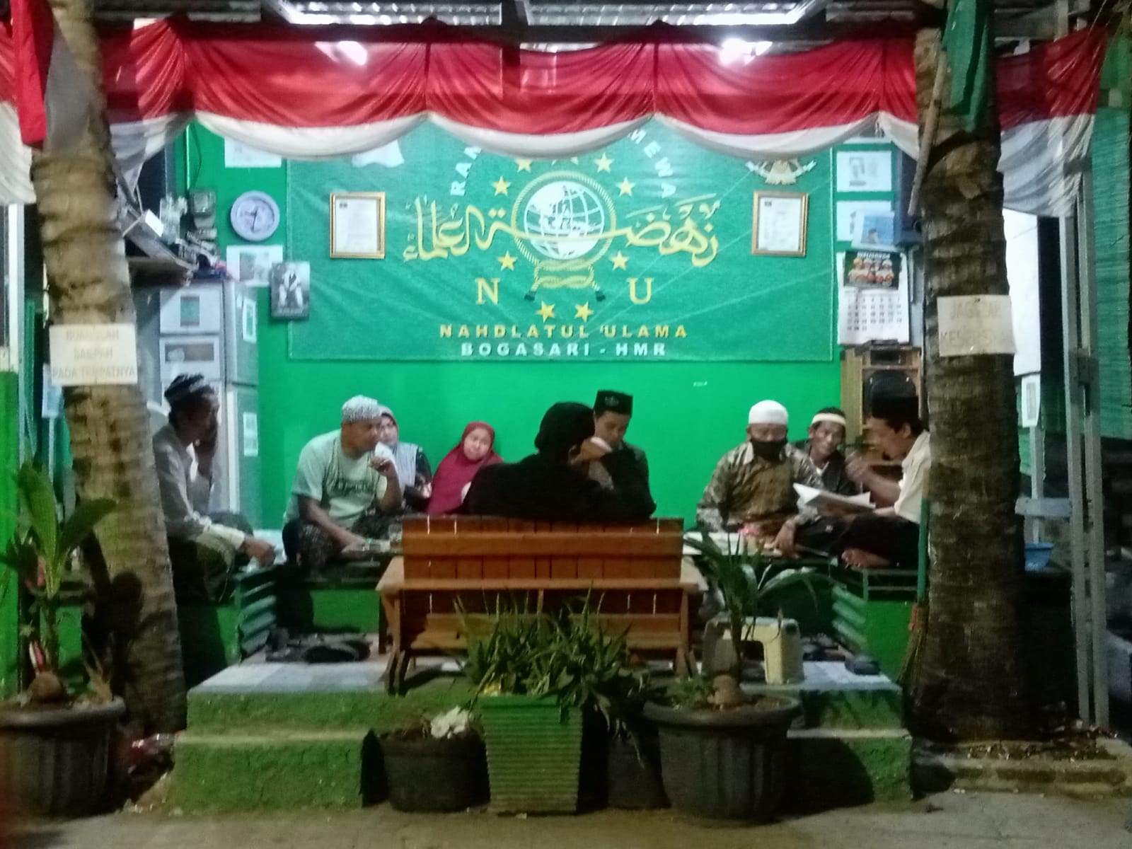 Kitab Ghaitsul Mawahib Al Aliyyah fi Syarhil Hikami Al ‘Athoiyah